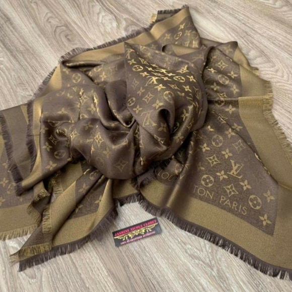 Louis Vuitton Shine Shawl Monogram Brown Brand New - Picture 6 of 7
